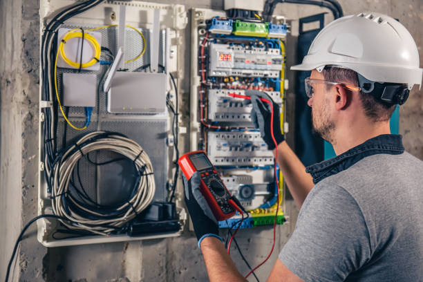 Best Circuit Breaker Repair  in Fort Denaud, FL